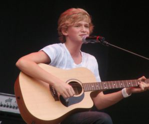 Australian Actor Cody Simpson : Cody Simpson Biography, Family, Movies, Net worth and More ..